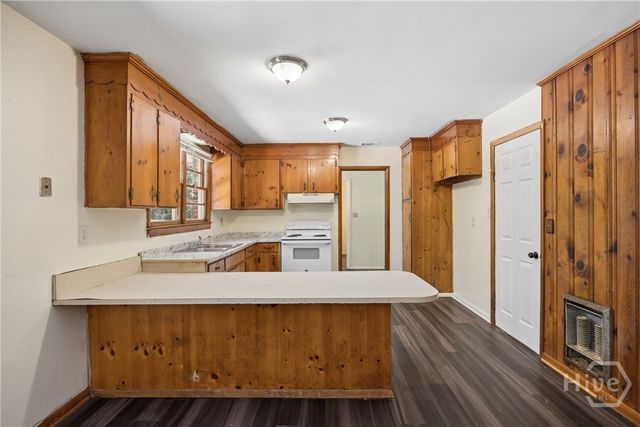 2210 Bona Bella Avenue, Savannah, GA 31406