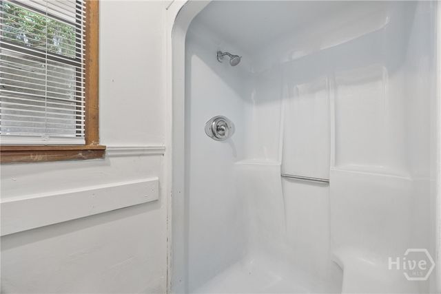 2210 Bona Bella Avenue, Savannah, GA 31406