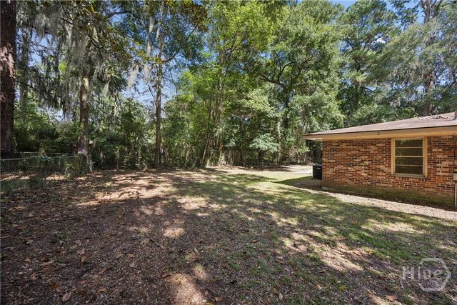 2210 Bona Bella Avenue, Savannah, GA 31406