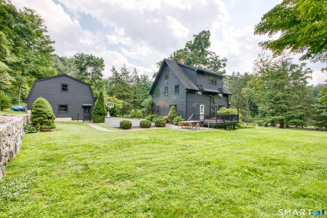 132 Perry Avenue, Norwalk, CT 06850