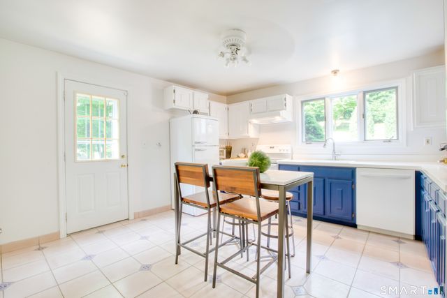132 Perry Avenue, Norwalk, CT 06850
