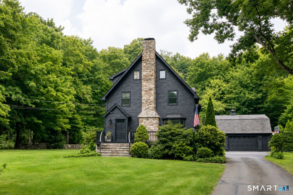 132 Perry Avenue, Norwalk, CT 06850
