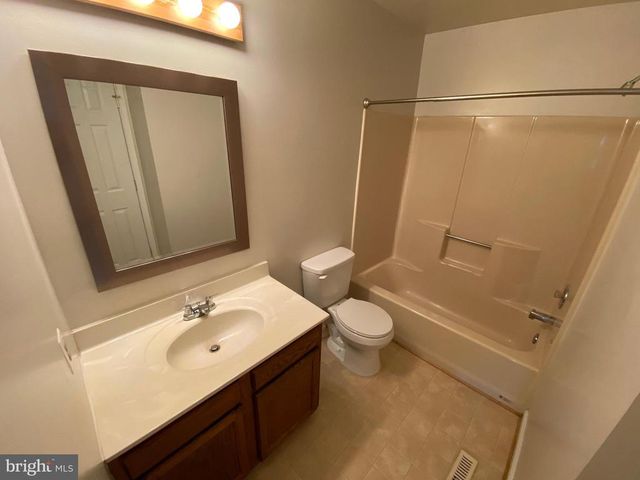 11185 KENSINGTON PL, Fredericksburg, VA 22407