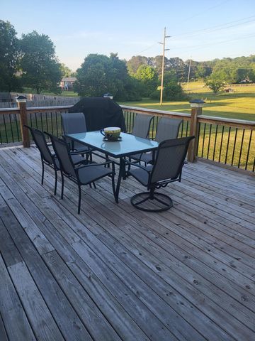 1789 Autumn Drive NE, Cleveland, TN 37323