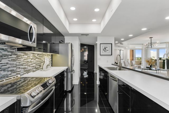 300 SE 5th Avenue 6050, Boca Raton, FL 33432