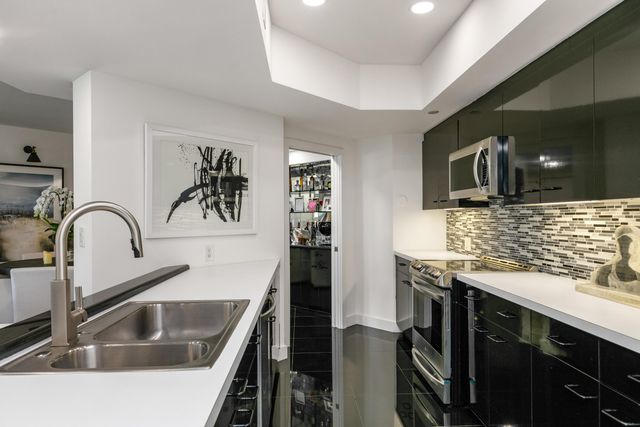300 SE 5th Avenue 6050, Boca Raton, FL 33432