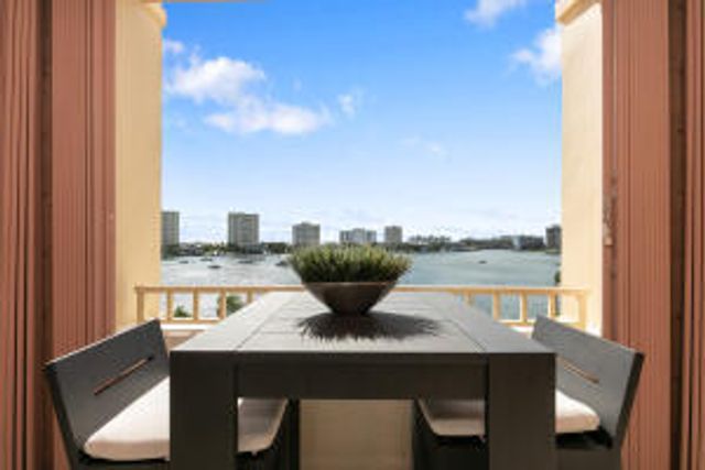 300 SE 5th Avenue 6050, Boca Raton, FL 33432