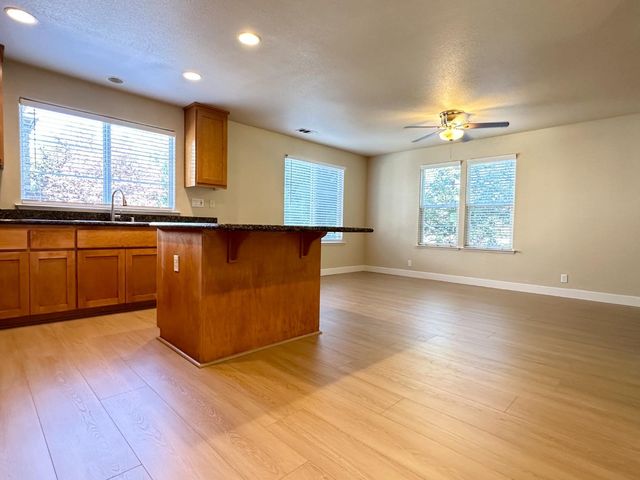 223 Vista Roma Way, San Jose, CA 95136