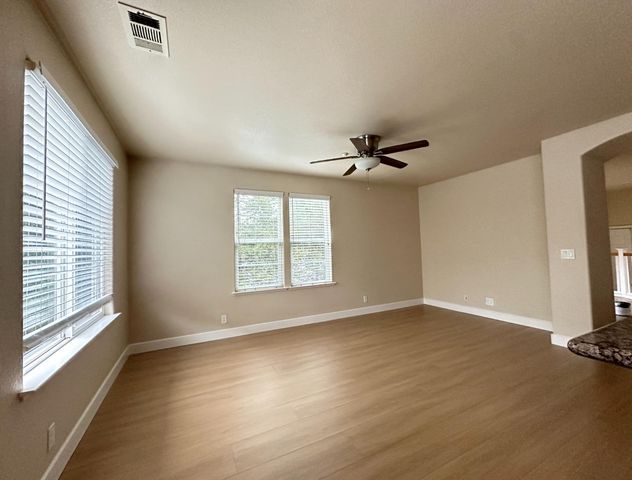 223 Vista Roma Way, San Jose, CA 95136