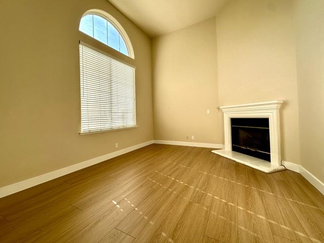 223 Vista Roma Way, San Jose, CA 95136