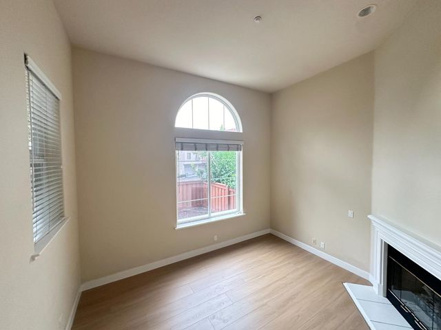223 Vista Roma Way, San Jose, CA 95136