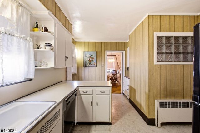 182 Heywood Ave, City Of Orange Twp., NJ 07050