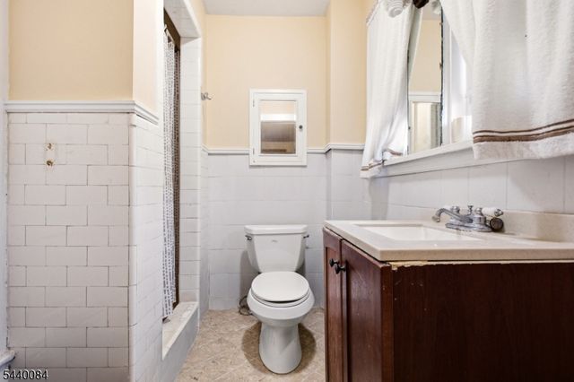 182 Heywood Ave, City Of Orange Twp., NJ 07050