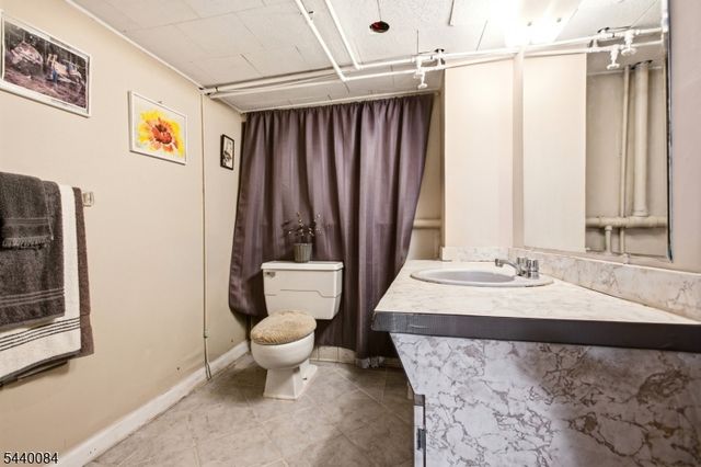 182 Heywood Ave, City Of Orange Twp., NJ 07050