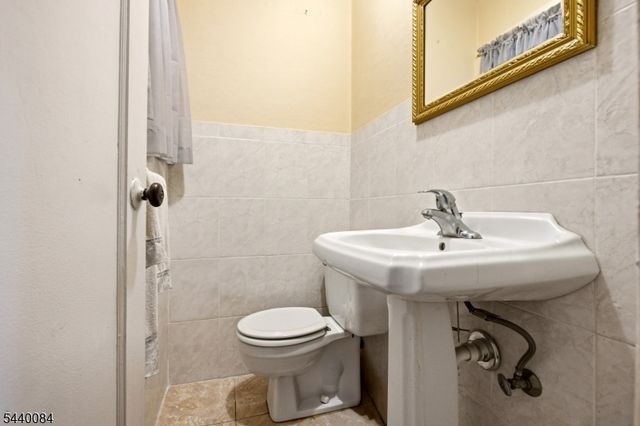182 Heywood Ave, City Of Orange Twp., NJ 07050