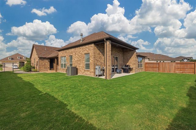10707 Hilltop Harbor Way, Cypress, TX 77433