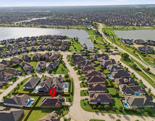 10707 Hilltop Harbor Way, Cypress, TX 77433
