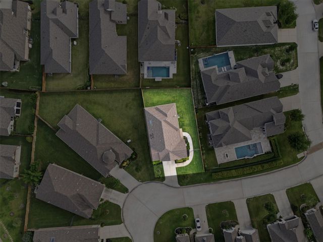 10707 Hilltop Harbor Way, Cypress, TX 77433