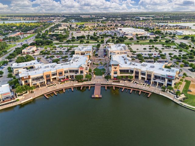 10707 Hilltop Harbor Way, Cypress, TX 77433