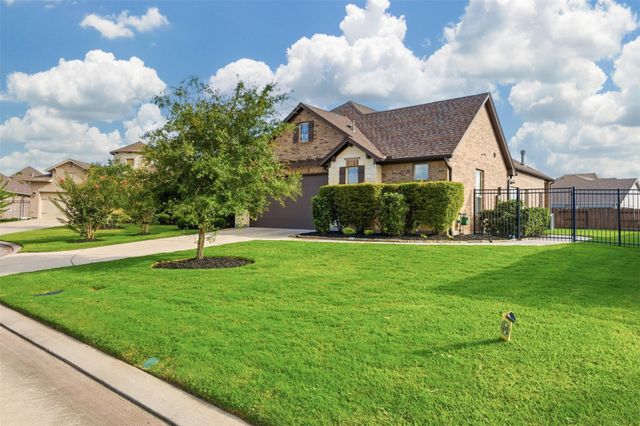 10707 Hilltop Harbor Way, Cypress, TX 77433