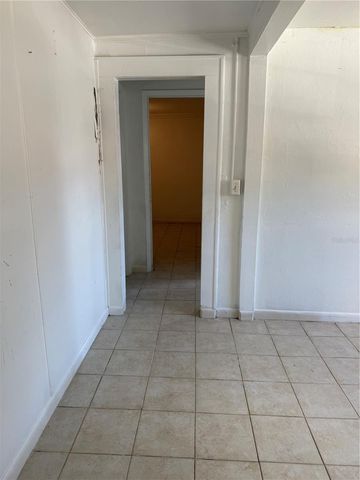 201 SEMINOLE AVENUE, Minneola, FL 34715