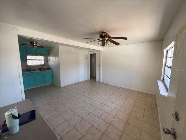 201 SEMINOLE AVENUE, Minneola, FL 34715