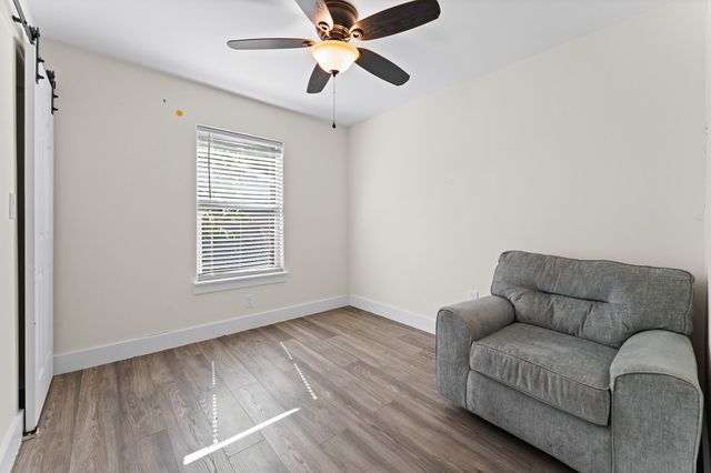 3806 Castle Hills Drive, Dallas, TX 75241