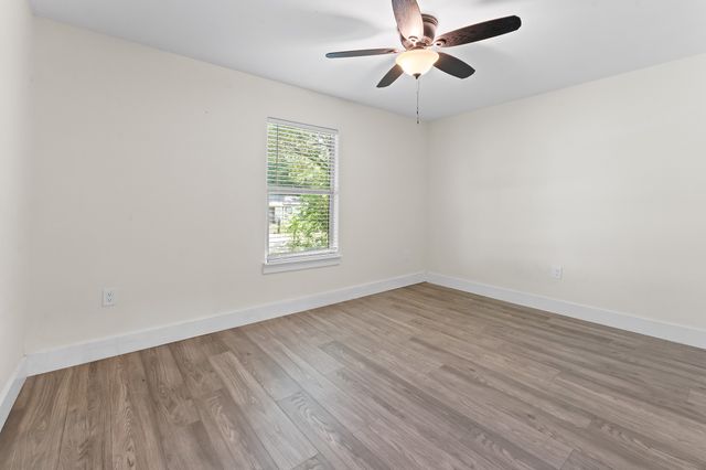 3806 Castle Hills Drive, Dallas, TX 75241