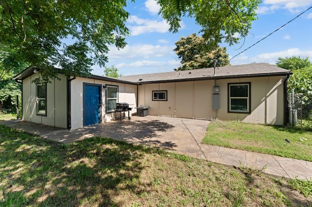 3806 Castle Hills Drive, Dallas, TX 75241