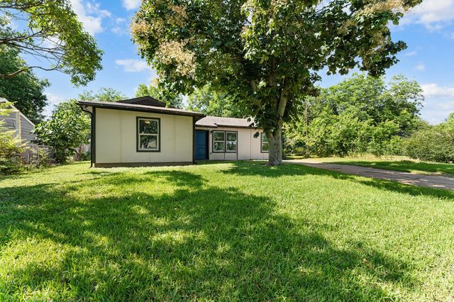3806 Castle Hills Drive, Dallas, TX 75241