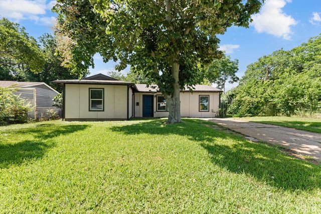 3806 Castle Hills Drive, Dallas, TX 75241
