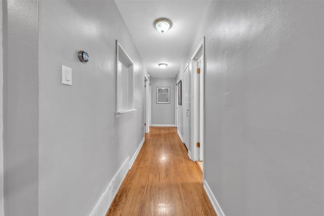 106 Lakeridge Road, Lakeside, TX 76108