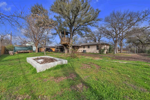 106 Lakeridge Road, Lakeside, TX 76108