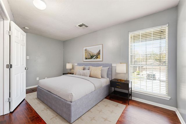 10202 Hillenberg Lane, Houston, TX 77034