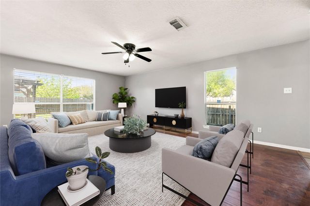 10202 Hillenberg Lane, Houston, TX 77034