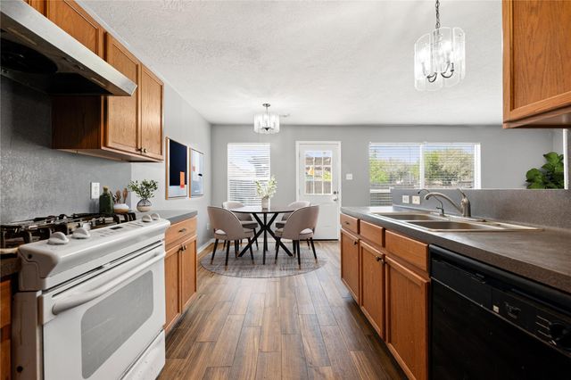 10202 Hillenberg Lane, Houston, TX 77034