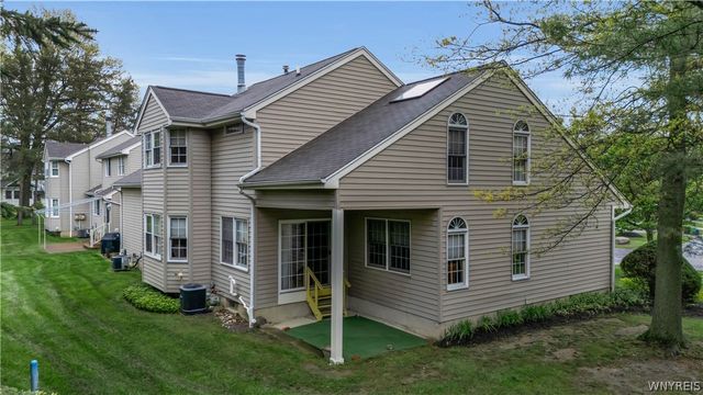 33 Pond Brook Drive, Elma, NY 14059