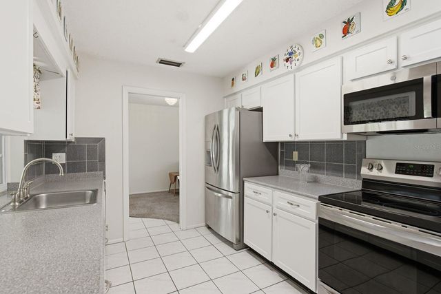 900 MAINSAIL WAY, Palm Harbor, FL 34685