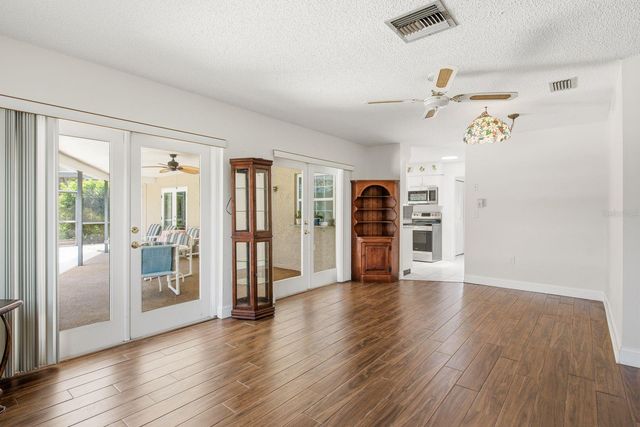 900 MAINSAIL WAY, Palm Harbor, FL 34685