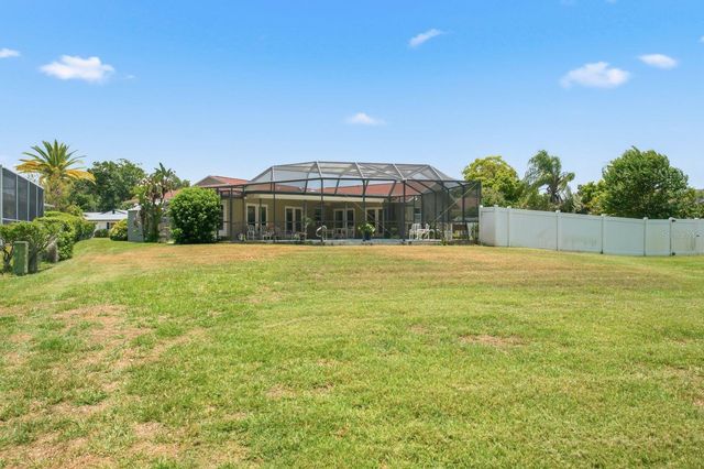 900 MAINSAIL WAY, Palm Harbor, FL 34685