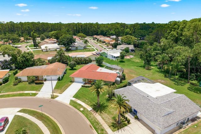 900 MAINSAIL WAY, Palm Harbor, FL 34685