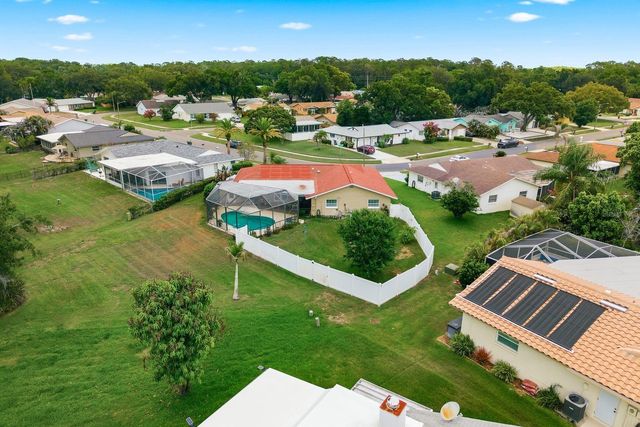 900 MAINSAIL WAY, Palm Harbor, FL 34685