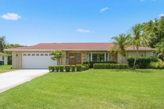 900 MAINSAIL WAY, Palm Harbor, FL 34685