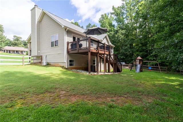 19 Autumn NE Place, White, GA 30184