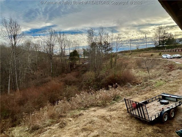 14790 McLane Pike, Liberty, WV 25124