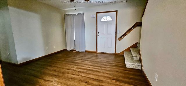 14790 McLane Pike, Liberty, WV 25124