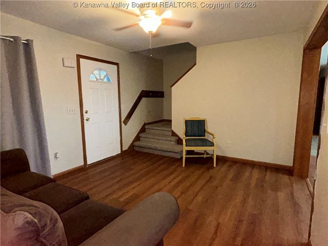 14790 McLane Pike, Liberty, WV 25124