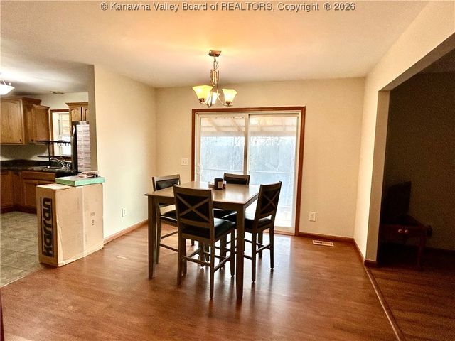 14790 McLane Pike, Liberty, WV 25124