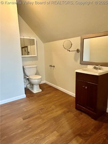 14790 McLane Pike, Liberty, WV 25124