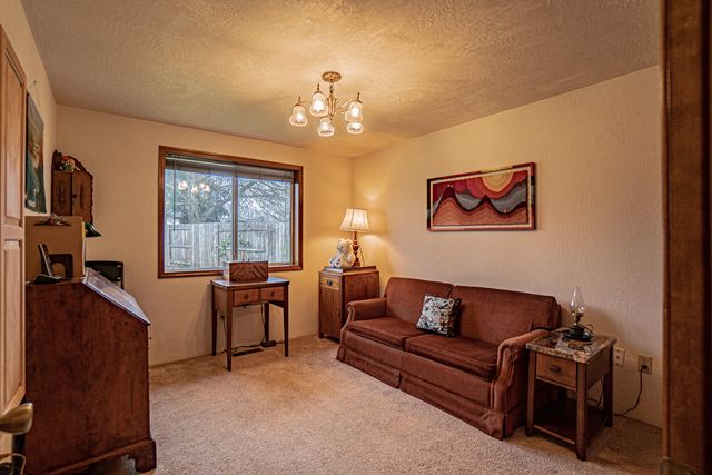 2388 Temple Drive, Medford, OR 97504